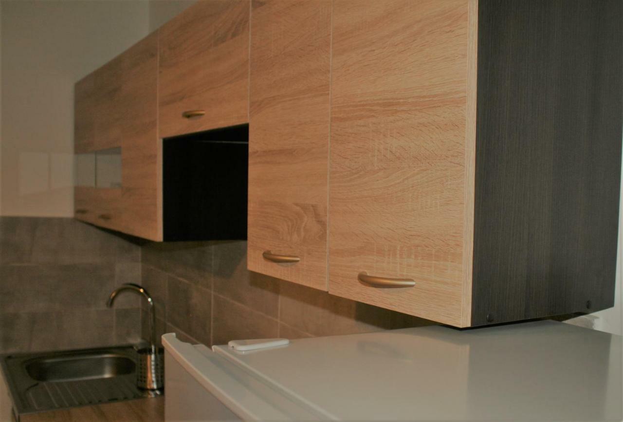 Casa Peterfi - Apartment With 3 Bedrooms And Spacious Living Room Тиргу-Муреш Екстер'єр фото